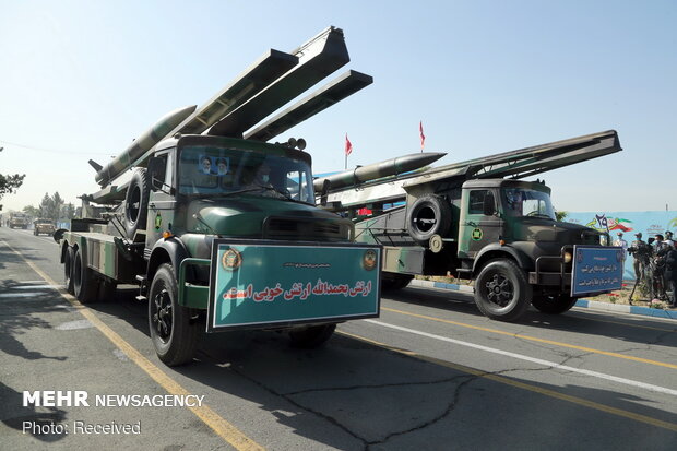 Army Day parade held in Tehran