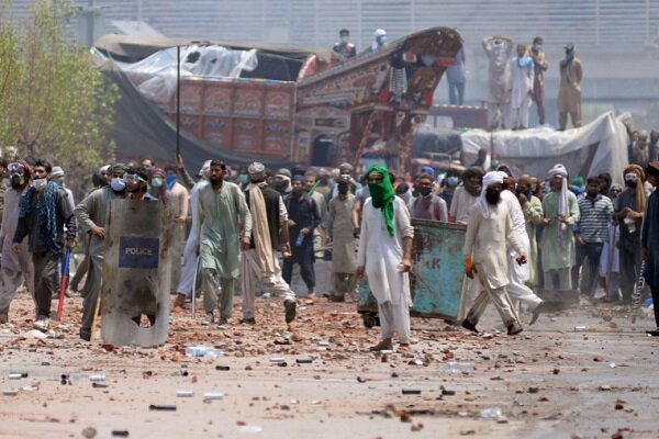 آماده باش در چند شهر پاکستان به دلیل ادامه اعتراضات «تحریک لبیک»