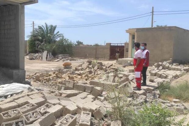 کارشناسی اولیه منازل آسیب دیده در گناوه توسط بنیاد مسکن آغاز شد کارشناسی اولیه منازل آسیب دیده در گناوه توسط بنیاد مسکن آغاز شد