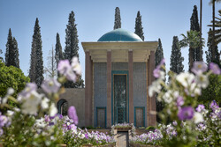 آرامگاه شیخ اجل میزبان مراسم رونمایی از جایزه کتاب سال فارس