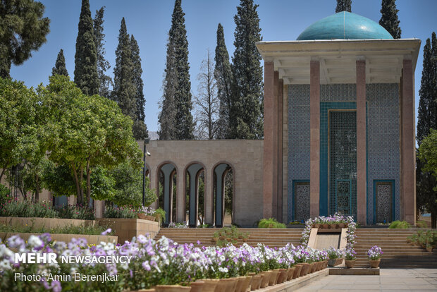 اول اردی‌بهشت، سر ارادت ما به «سعدی» شیرین سخن