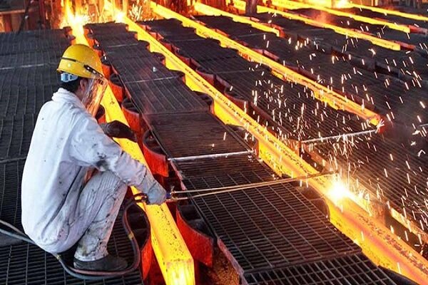 وزير التعاون يعلن تحطيم الرقم القياسي في انتاج الحديد الزهر وفحم الكوك الجاف
