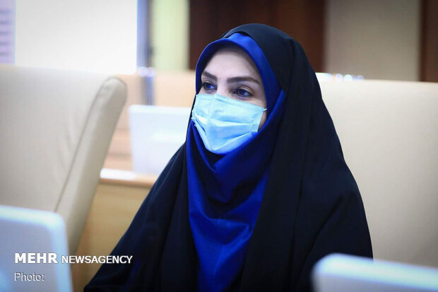 ۳۷ درصد ایرانی ها ماسک نمی زنند/روند نزولی کرونا در کشور