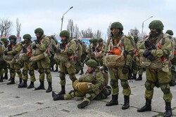 Russia to pull troops back from Ukranian border