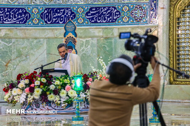 Holy Quran recitation in Fatima Masumeh's shrine in Ramadan
