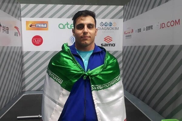 Motamedi wins gold at Asian Weightlifting C’ships (+VIDEO)