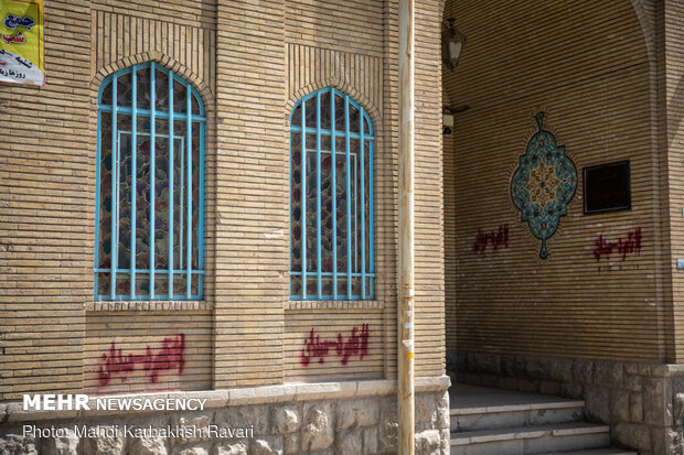 تجمع مردم کرمان در واکنش به سخنان وزیر امور خارجه