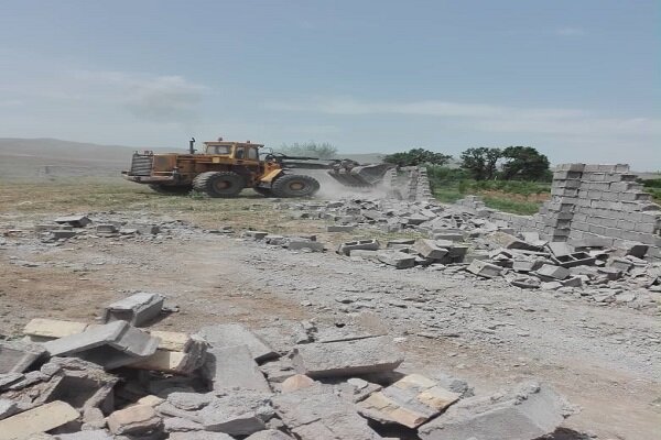 ۱۶ بنا و سازه غیرمجاز در شهرستان گرگان تخریب شد