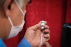آغاز فاز دوم واکسیناسیون کرونا در سمنان/ ۵۰درصد سهمیه‌ها تزریق شد