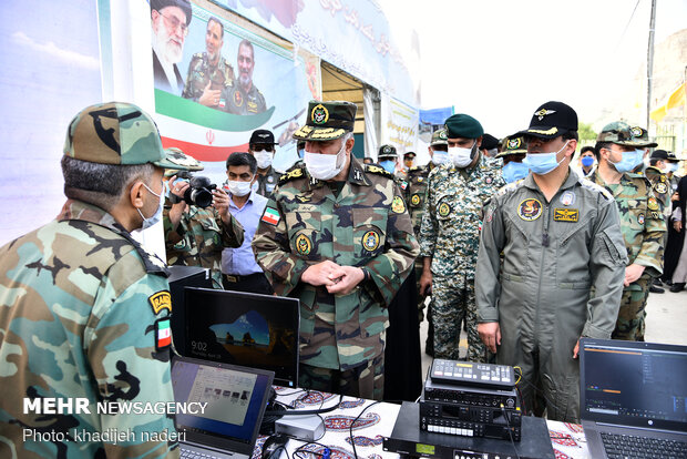 بازدید ویدئوکنفرانسی فرمانده ارتش جمهوری اسلامی ایران از بیمارستان کرونایی ارتش در اصفهان