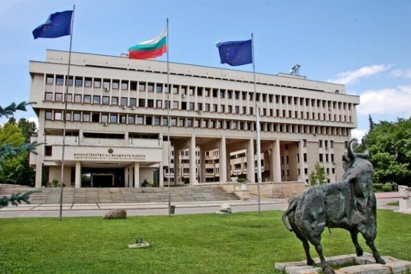 بلغارستان وابسته نظامی سفارت روسیه را «عنصر نامطلوب» نامید