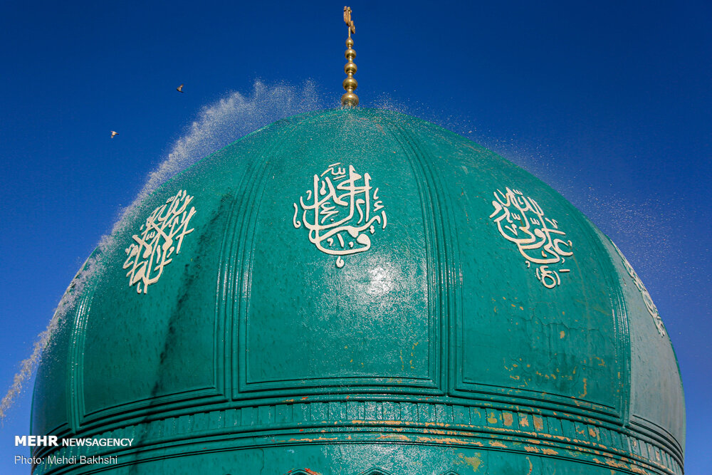 حضرت امام خمینی (رہ) کے مسجد جمکران میں حضور کے بارے میں روایت