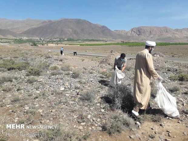 پایش و جمع آوری زباله‌های روستاهای بسطام