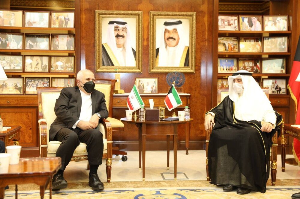 دیدار و گفتگوی وزرای امورخارجه جمهوری اسلامی ایران و کویت