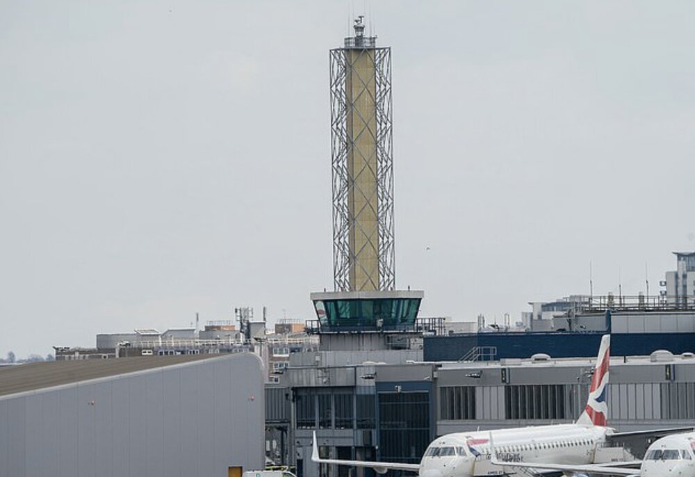 نخستین برج مراقبت دیجیتالی جهان در فرودگاه لندن فعال شد