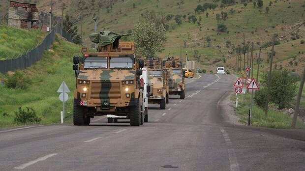 العراق يدعو تركيا لسحب قواتها من اراضيه