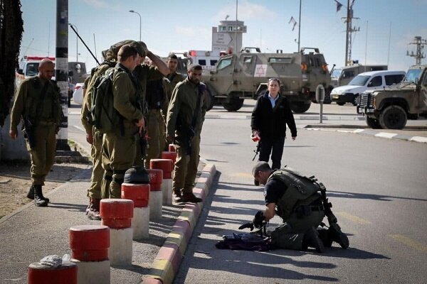 Israeli military forces shoot at a Palestinian woman in WB