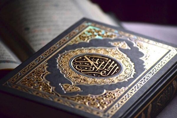 حافظان در ارائه زیبایی‌های قرآنی از هیچ تلاشی دریغ نکنند