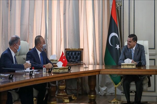 دیدار چاووش‌اوغلو و نخست‌وزیر لیبی