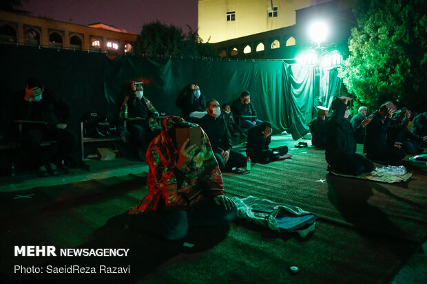 Second "Night of Qadr" observed in Sharif University mosque