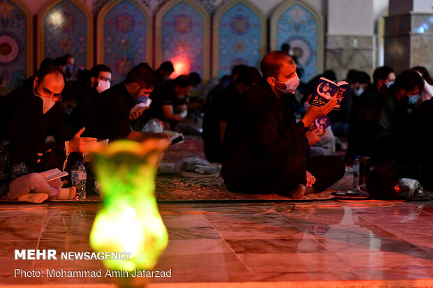 احیای شب بیست و یکم ماه رمضان در امامزاده قاضی الصابر (ع)