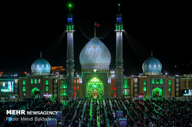 نوای الغوث الغوث شب زنده داران درشهر کریمه اهل بیت طنین انداز شد