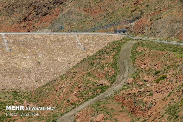 سدی که تشنه اعتبار است