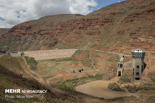 سدی که تشنه اعتبار است