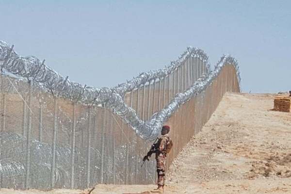 کشته شدن ۴ نظامی پاکستانی در مرز افغانستان