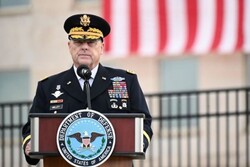 تماس مخفیانه ژنرال ارتش آمریکا با چین از بیمِ حمله ناگهانی ترامپ