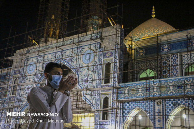 احیای شب بیست و سوم ماه رمضان در حرم مطهر علی بن مهزیار اهوازی
