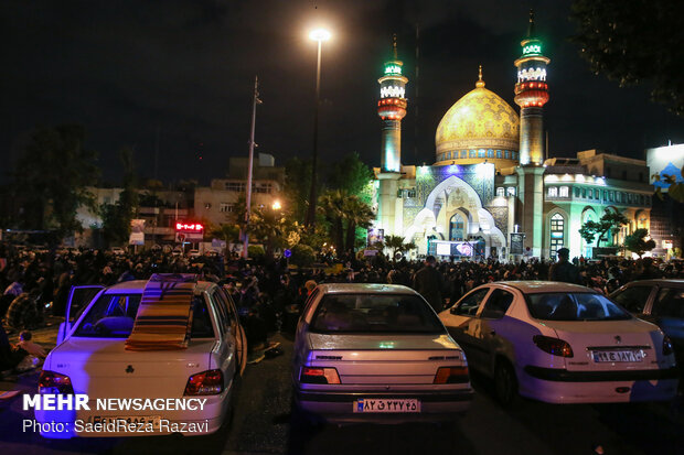 احیای شب بیست و سوم ماه رمضان در میدان فلسطین