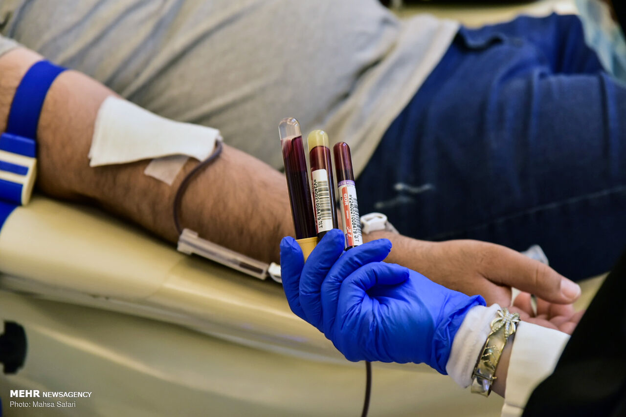 اشتباه عجیب سازمان انتقال خون درباره بهبود یافتگان کرونا / چهار گام جمع‌آوری خون در دوران کرونا
