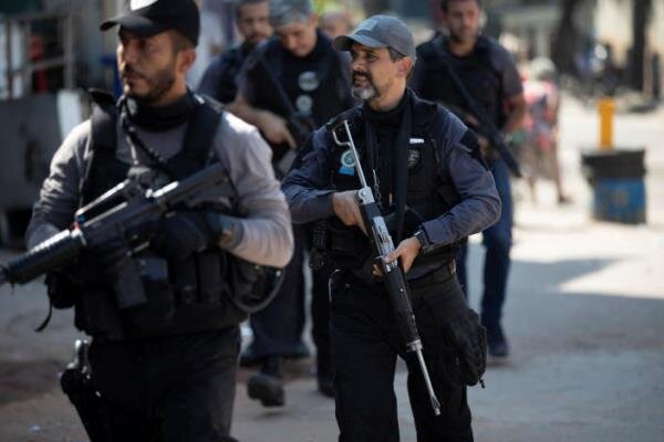 یورش مرگبار پلیس در پایتخت برزیل/ ۲۵ تن کشته شدند