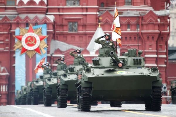Russia holds World War II victory parade amid tensions with W