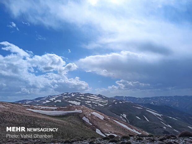 Breathtaking scenery of spring in Owryad Village
