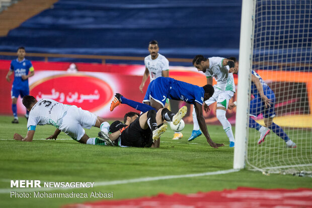 Esteghlal 0-2 Zob Ahan: IPL