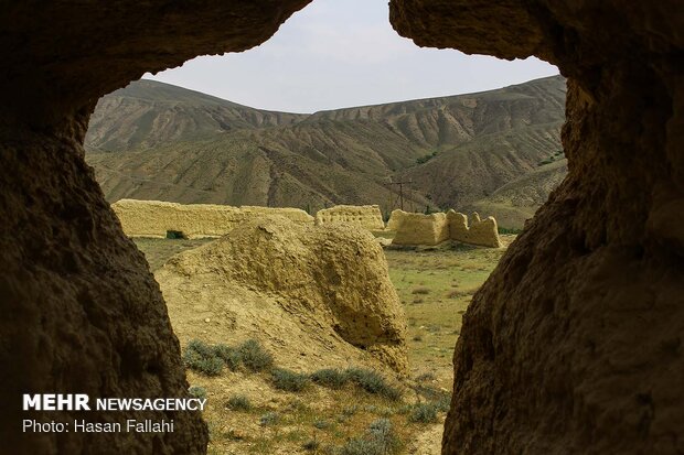 قلعه خشتی گیلوان؛ بنایی مرموز که هنوز سر پاست - اردبیل