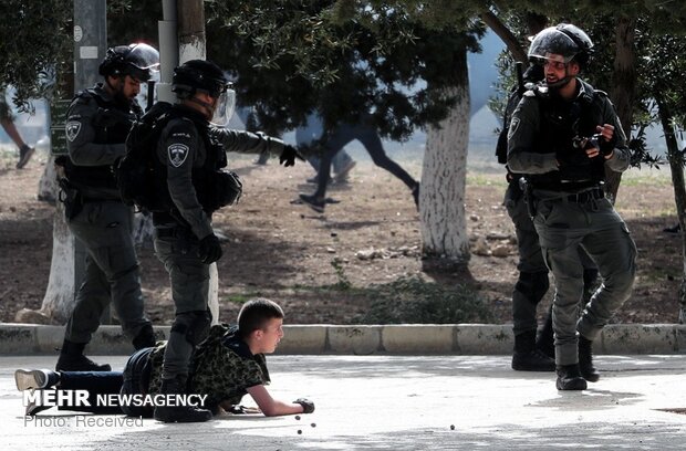 İsrail güçleri bu kez de El Halil'de Filistinlilere saldırdı: 28 yaralı
