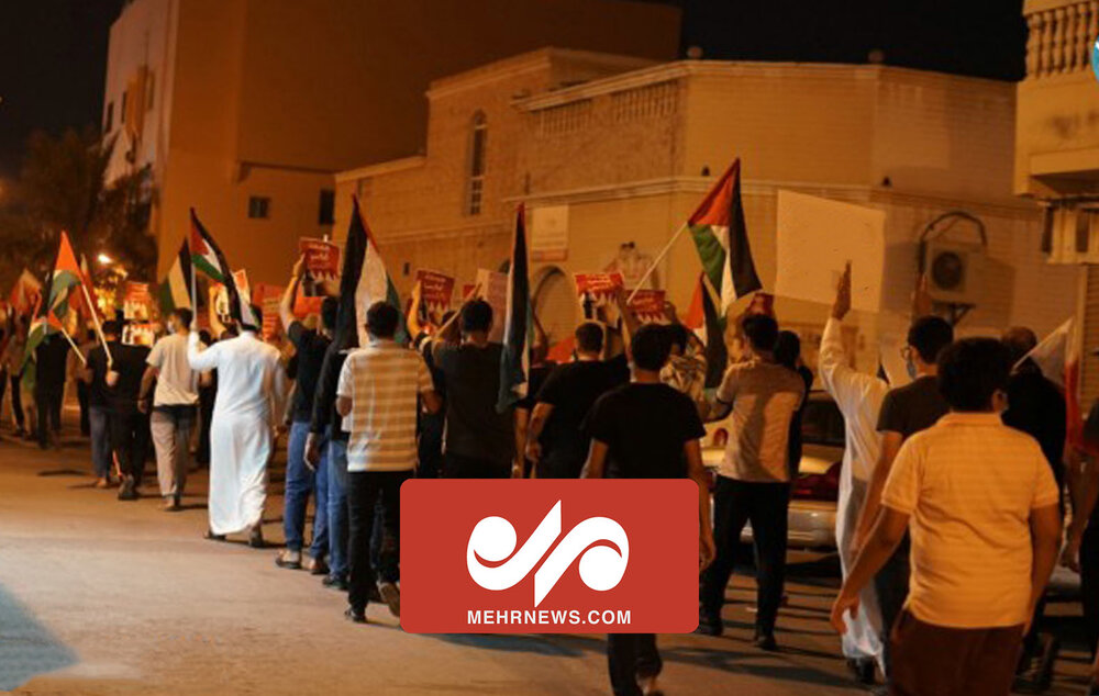 بحرینی عوام کا فلسطین اور بیت المقدس کی حمایت میں مظاہرہ