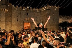 دعوات لرفع تكبيرات العيد من المآذن وعلى الشرفات نصرة لفلسطين
