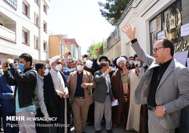 تجمع اعتراضی مهاجران افغانستانی در مشهد