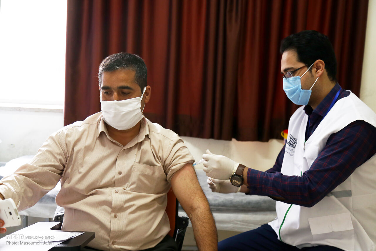 جهش تولید واکسن های ایرانی در تابستان/پایان واکسیناسیون در ۱۴۰۰