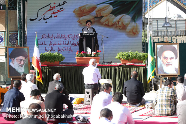 2021 Eid al-Fitr prayers in Iran’s provinces (2)
