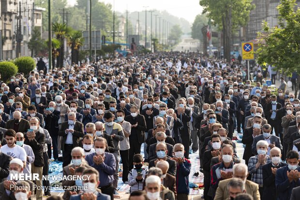 نماز عید سعید فطر در رشت