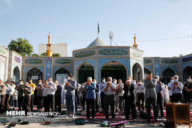 نماز عید سعید فطر در امامزاده معصوم (ع)