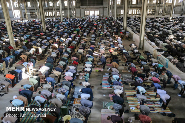 اقامه نماز عید فطر در سمنان