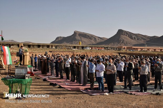 اقامه نماز عید فطر در علویجه - اصفهان