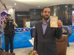 «شاهین محمد صادقی» در انتخابات ریاست‌جمهوری سیزدهم ثبت‌نام کرد
