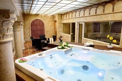 رزرو هتل های کیش و مشهد در سایت رهی نو با بهترین قیمت